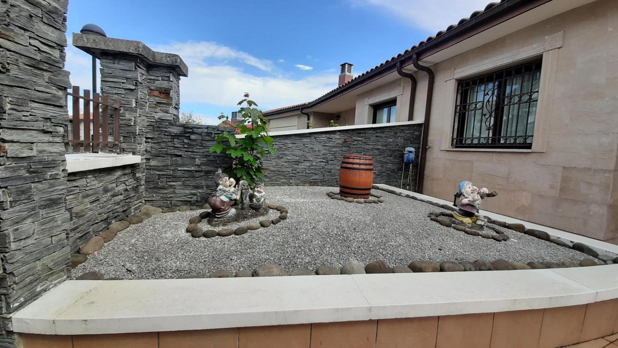 -naturaleza Y Seguridad, Entorno Rural A 29 Km De San Sebastian *